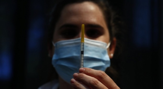 Fransa'da son 24 saatte 2 bin 204 yeni vaka