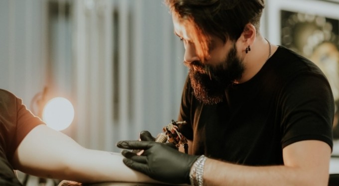 Dövme yaptırırken nelere dikkat edilmeli