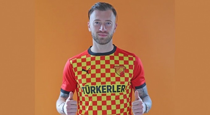 M.Başakşehir'den bir transfer daha