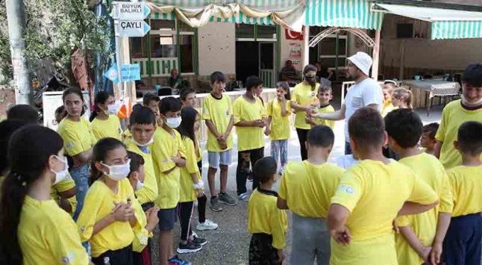 Köylerini oryantiring ile tanıyorlar