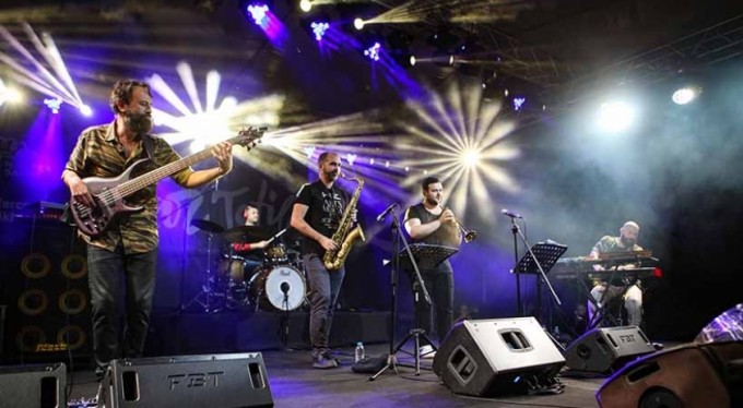 Nilüfer'de Caz Tatili dolu dolu geçiyor