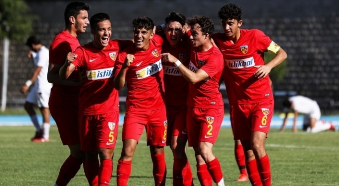 Kayserispor U19 ligi 19 puanla tamamladı