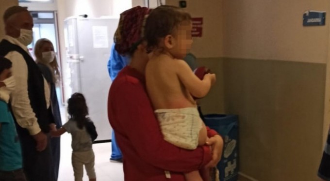 Bursa'da İkiz bebeklerin üzerine kaynar su döküldü