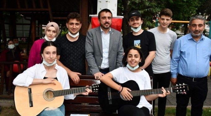 Kestel'in dört bir yanından müzik sesleri yükseldi