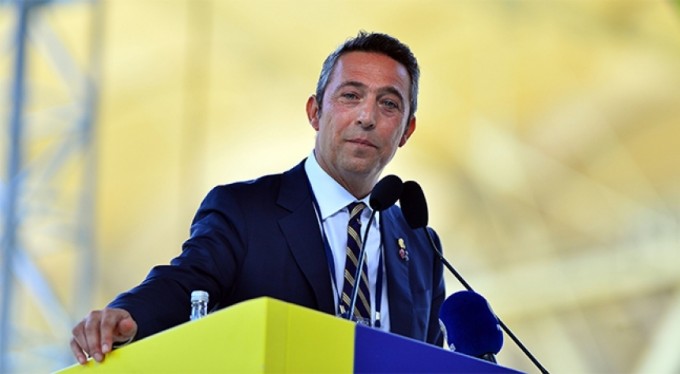 Fenerbahçe'de Ali Koç yeniden başkanlığa seçildi