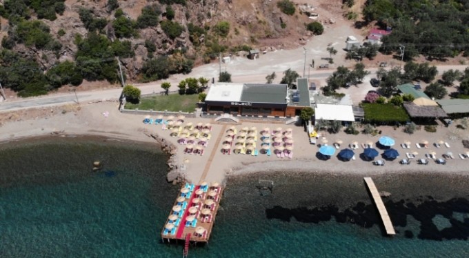 Marmara'da kaçak restoran ve plaj kısmına yıkım kararı!