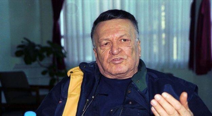 Yeşilçam'ın usta ismi Kartal Tibet hayatını kaybetti