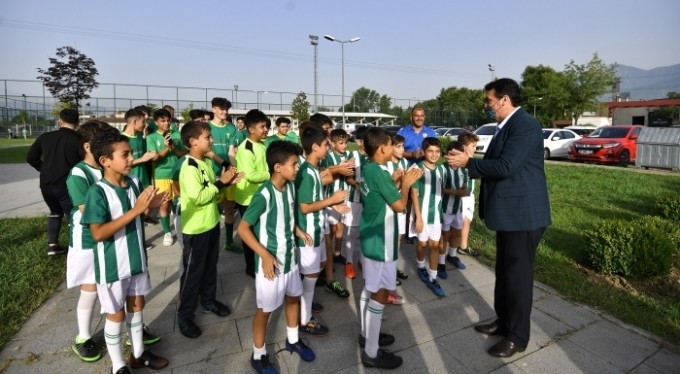 Amatör spor kulüplerine Osmangazi desteği