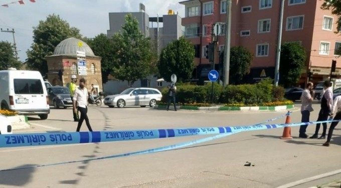 Bursa'da meydanda kan aktı