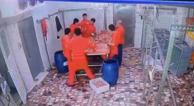 Korkunç cinayet: 'Kokuyorsun' dedi diye kalbinden bıçaklandı!