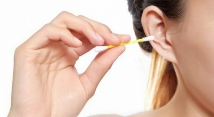 Kulağımı temizledim diyenlere duyurulur: Enfeksiyon kapıda