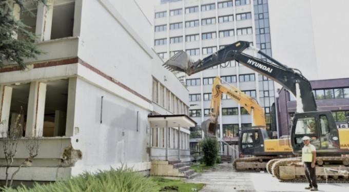 Buski binası böyle yıkıldı