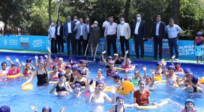 Bursa'da yüzme bilmeyen çocuk kalmayacak