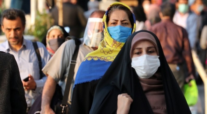 İran'da korona virüs salgınında rekor