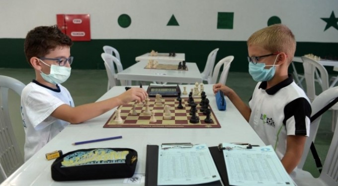 Geleceğin satranç ustaları Osmangazi'de buluştu