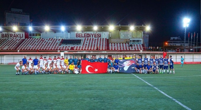 Bayraklı'da başkanlık futbol turnuvası