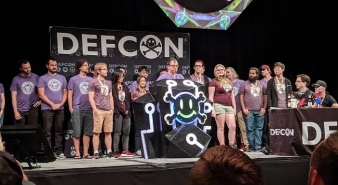 Dünyanın en büyük siber güvenlik konferansında araştırmasını paylaştı