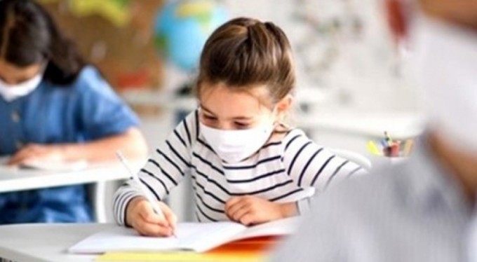 Aşı olmayan öğretmen haftada 2 kez test yaptıracak