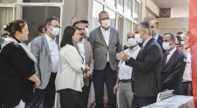 Karqcabey'de Büyükşehir rüzgarı