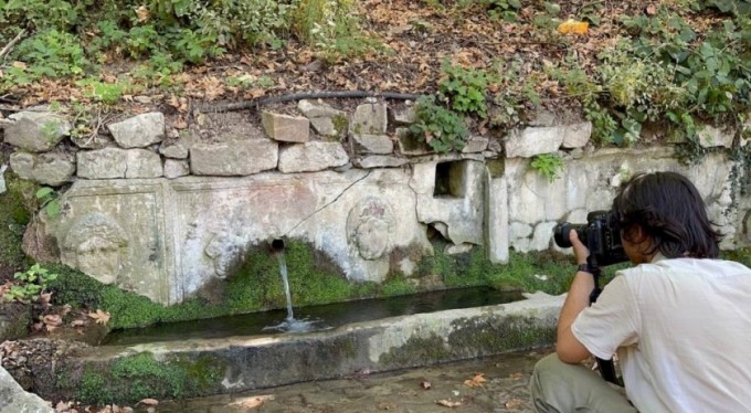 2 bin yıllık lahitten 150 yıldır su akıyor