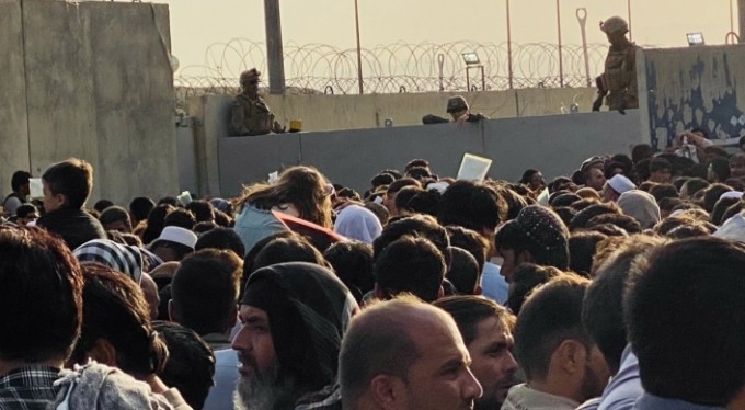 ABD, Afganistan'dan 37 bin kişiyi tahliye etti