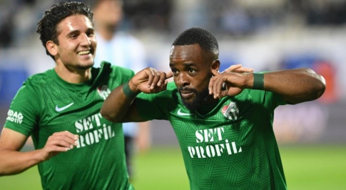 Bursaspor sahasında Eyüpspor'u konuk ediyor