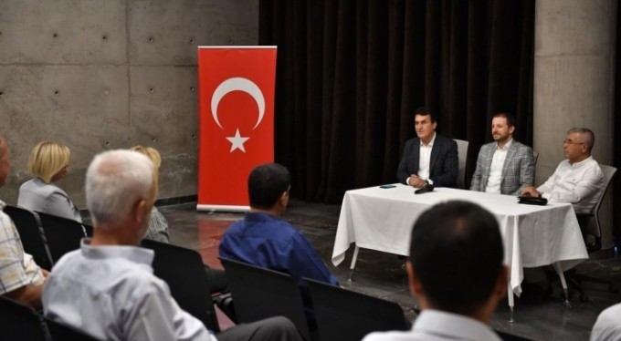 Dündar, muhtarları ağırladı