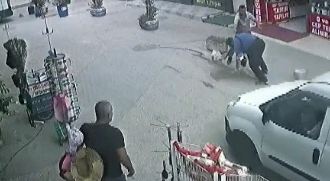 Bursa'da ölümün teğet geçtiği anlar kamerada