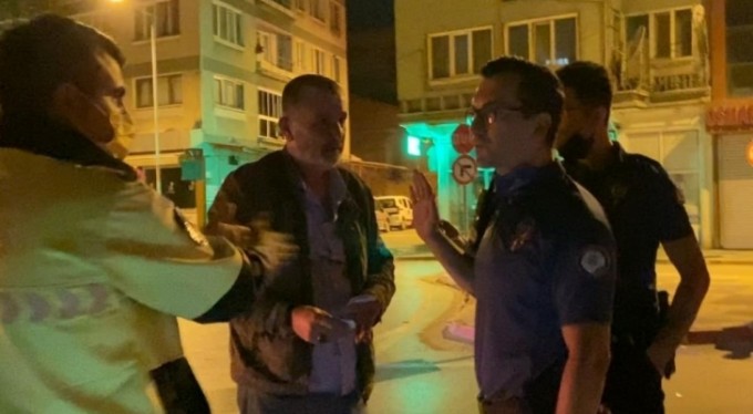Alkollü sürücüden polise: "Hadi beni kelepçele"
