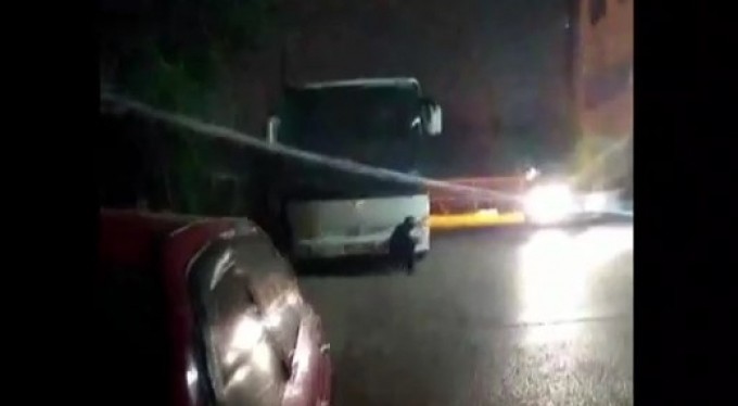 Bursa'da silahı başına dayayıp böyle direndi