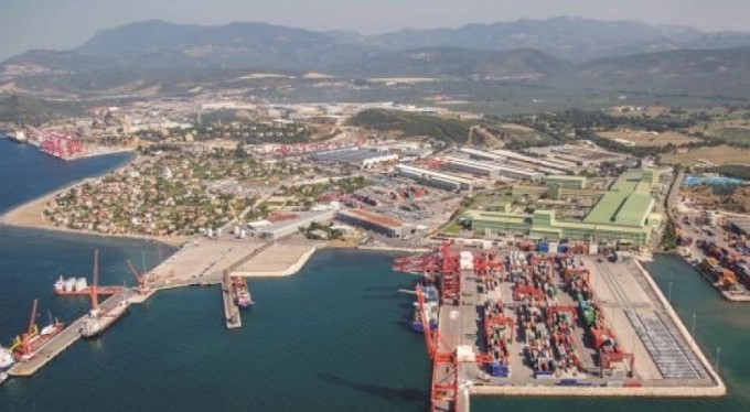 Gemlik esnafı gemicilerin karaya çıkmasına müsaade edilmesini istiyor