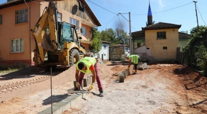 Eskikaraağaç yolları yenileniyor