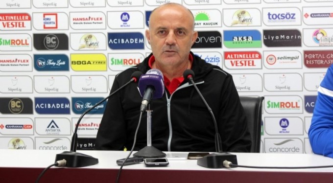 Bursaspor'un yeni teknik direktörü Özcan Bizati oldu