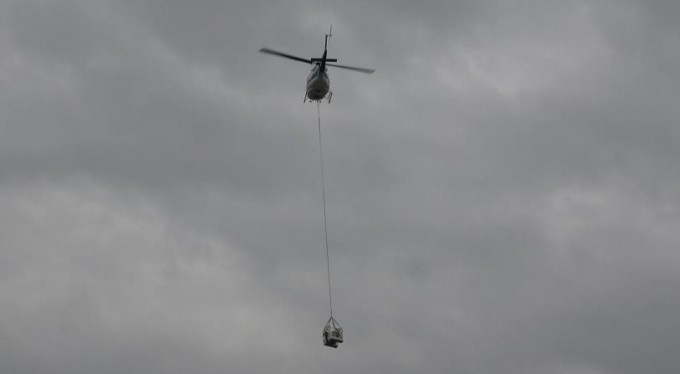 Bursa'da alçaktan uçan helikopter paniğe neden oldu