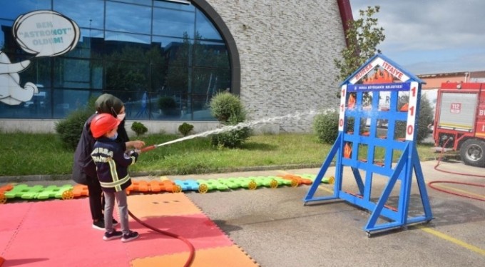 Minik itfaiye erleri görev başında