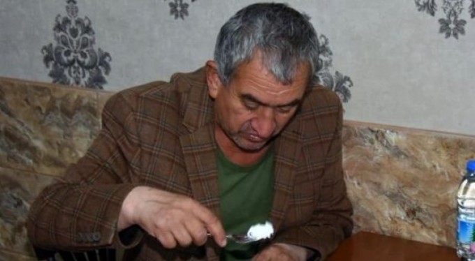 Herkes onu mutlu etmek için buluştu