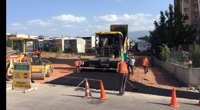 Osmangazi'de asfalt çalışmaları hız kesmiyor