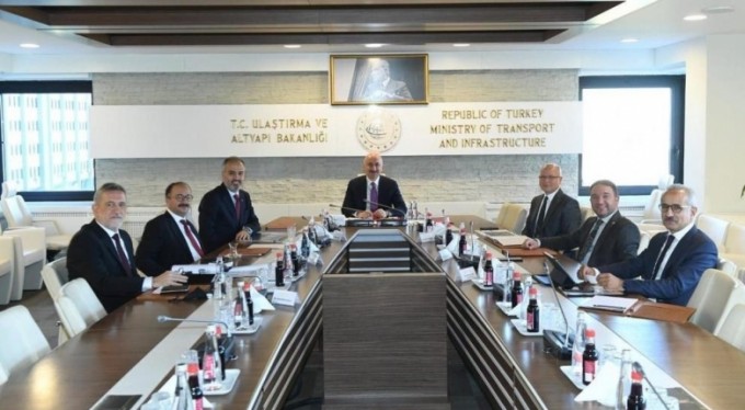 Bakan Karaismailoğlu: "Bursa'nın değerine değer katacak yatırımların takipçisiyiz"