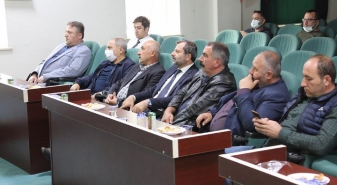 Gürsulu muhtarlar kaçak yapılaşmayla ilgili bilgilendirildi