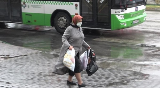 Bursalılar yağmura hazırlıksız yakalandı