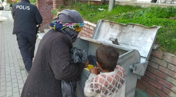 Elleri kara, kalbi altın kadın