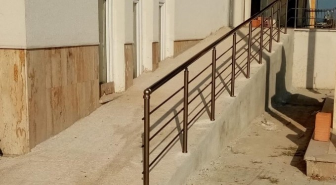 Yenişehir'de her okula engelli rampası yapıldı