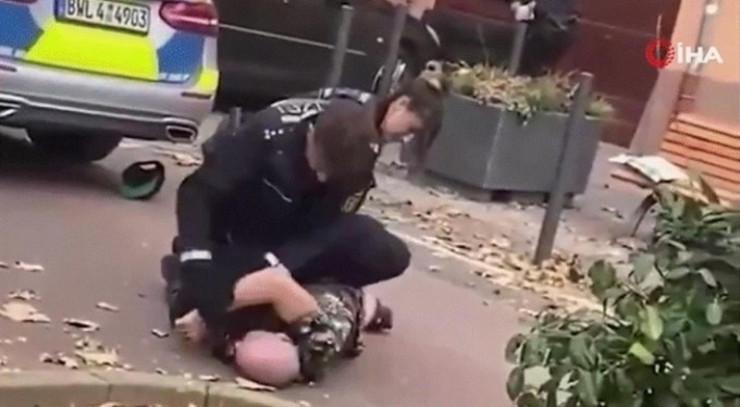 Alman polisinden 25 yaşındaki gence orantısız güç