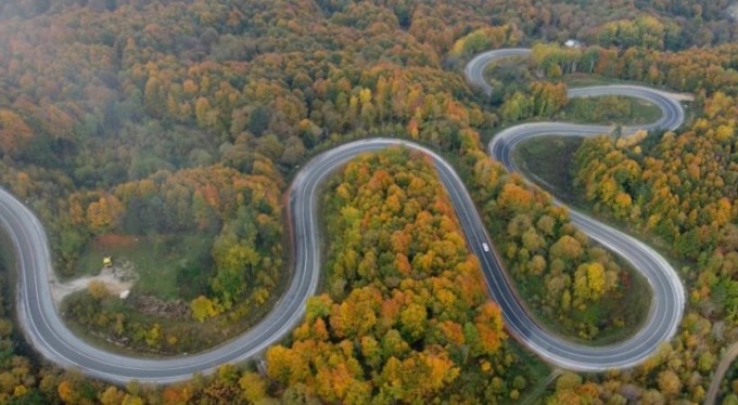 Bursa Ormanları'nda renk cümbüşü havadan görüntülendi