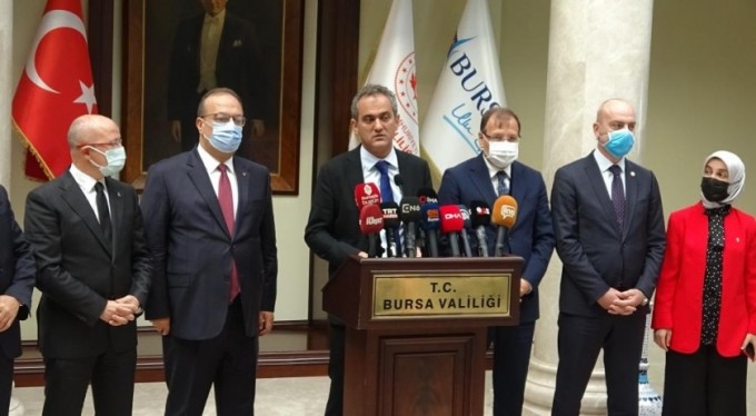 Bakan Özer'den Bursa'ya 400 milyonun üzerinde 23 yeni okul müjdesi