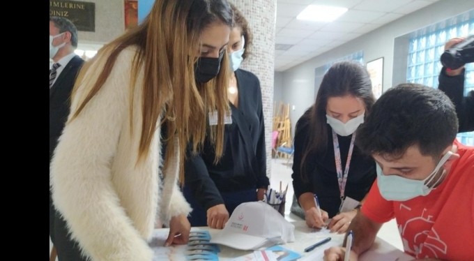 Böbrek nakli olan genç öğretmen bütün organlarını bağışladı