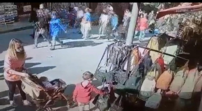 Bursa'da küçük çocuğa hırsızlık yaptırdı