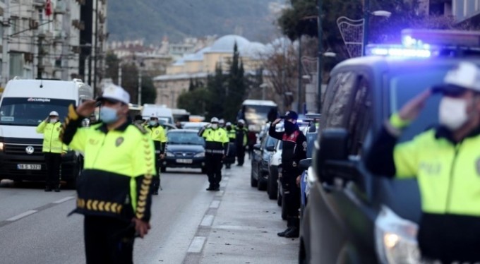 Atatürk 83. ölüm yıl dönümünde Bursa'da anıldı