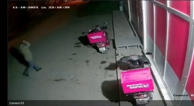 Yemetsepeti'nin motorunu 2 saniyede çaldı