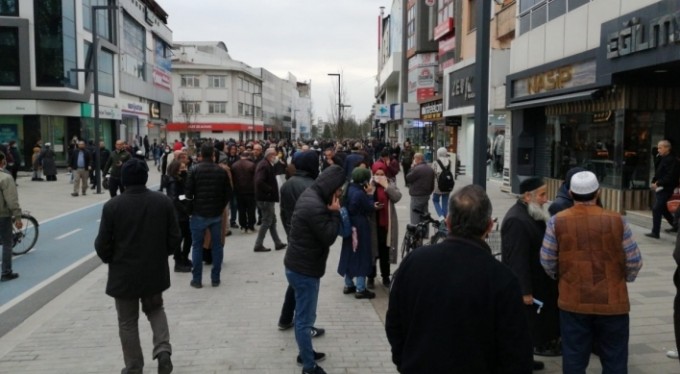 Düzce'de korkutan deprem! İstanbul'da da hissedildi